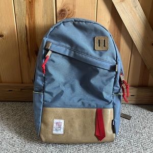 topo design back pack